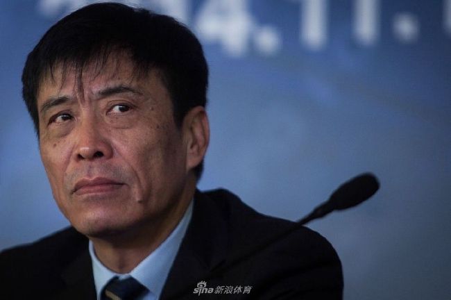 隔壁的女人