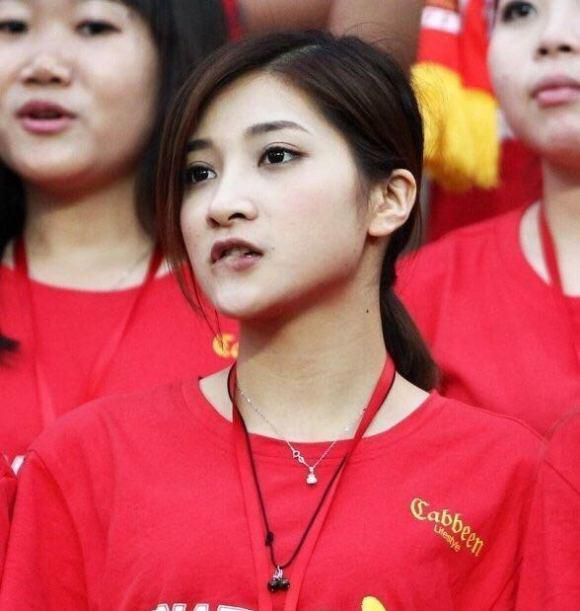 在丈夫面前做爱