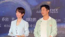 老师双乳上下晃动呻吟